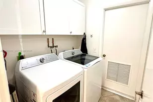 9833 NW 5th Ct, Plantation, FL 33324 - Photo 20