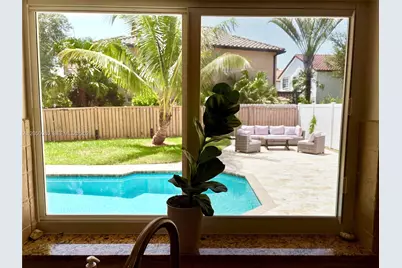 9833 NW 5th Ct, Plantation, FL 33324 - Photo 18