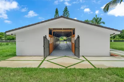 17640 SW 52nd Ct, Southwest Ranches, FL 33331 - Photo 70
