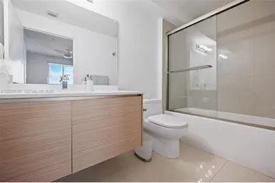 600 NE 27th St #1402, Miami, FL 33137 - Photo 24