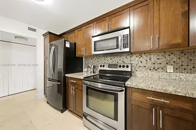 3440 NE 192nd St #1P-A, Aventura, FL 33180 - Photo 2