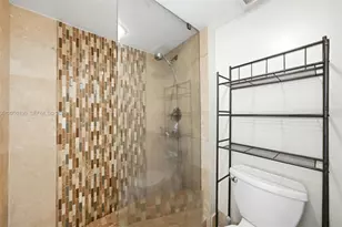 3440 NE 192 St, Aventura, FL 33180 - Photo 10