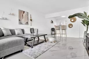 1092 SW 3rd St, Hallandale Beach, FL 33009 - Photo 1
