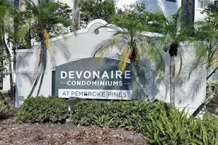 11185 SW 6th St, Pembroke Pines, FL 33025 - Photo 2