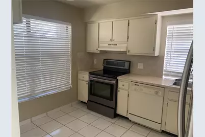 13234 SW 111th Ter #4-1, Miami, FL 33186 - Photo 6
