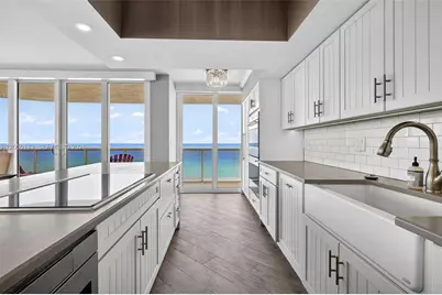 [Address not provided], Sunny Isles Beach, FL 33160 - Photo 12
