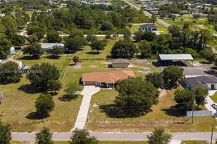 7764 14th Pl, Labelle, FL 33935 - Photo 2