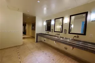 690 SW 1st Ct, Miami, FL 33130 - Photo 26