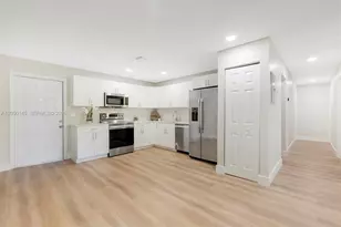 702 NW 18th St, Fort Lauderdale, FL 33311 - Photo 4