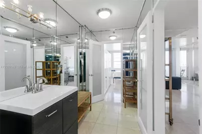 100 Lincoln Rd #1020, Miami Beach, FL 33139 - Photo 10