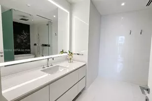 300 Biscayne Blvd Way, Miami, FL 33131 - Photo 20