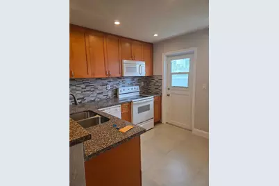 13215 NE 6th Ave #106, North Miami, FL 33161 - Photo 2