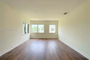 1920 Biarritz Dr, Miami Beach, FL 33141 - Photo 2