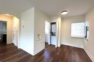 1920 Biarritz Dr, Miami Beach, FL 33141 - Photo 4