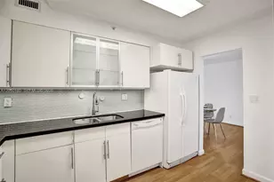 2501 S Ocean Dr, Hollywood, FL 33019 - Photo 18