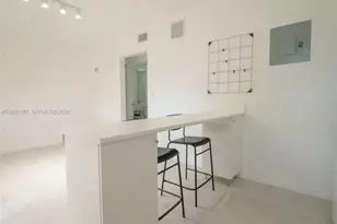 3676 Oak Ave, Miami, FL 33133 - Photo 6