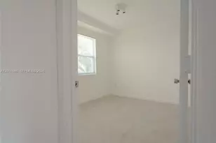 3676 Oak Ave, Miami, FL 33133 - Photo 14