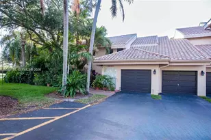 16301 Malibu Dr, Weston, FL 33326 - Photo 1