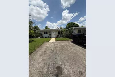 5431 NW 17th Ct, Lauderhill, FL 33313 - Photo 2