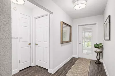 237 Wild Duck Pt, Other City - In The State Of Florida, FL 33857 - Photo 6