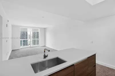1100 S Miami Ave #3707, Miami, FL 33130 - Photo 12