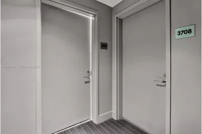 1100 S Miami Ave #3707, Miami, FL 33130 - Photo 6