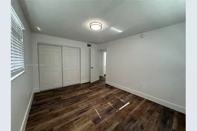 529 SW 4th St #301, Miami, FL 33130 - Photo 22