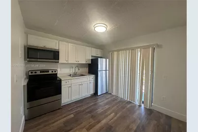 529 SW 4th St #301, Miami, FL 33130 - Photo 16