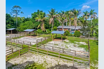 1068 D Rd, Loxahatchee, FL 33470 - Photo 32