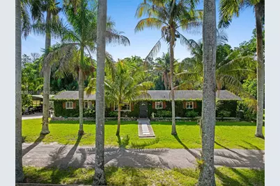 1068 D Rd, Loxahatchee, FL 33470 - Photo 8