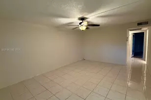 573 E Durham U, Deerfield Beach, FL 33442 - Photo 12