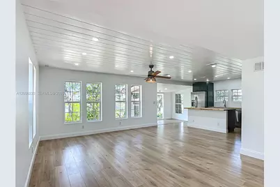 8781 S Lakeshore Dr Floral City, Other City - In The State Of Florida, FL 34436 - Photo 14