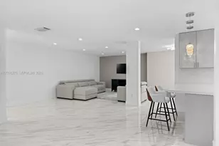 3549 Magellan Cir, Aventura, FL 33180 - Photo 16