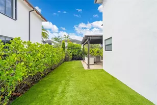 15455 NW 88th Ct, Miami Lakes, FL 33018 - Photo 44