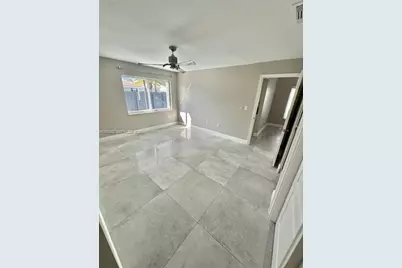 19853 NW 64th Pl, Hialeah, FL 33015 - Photo 8