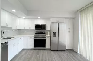 8520 SW 133rd Avenue Rd, Miami, FL 33183 - Photo 2