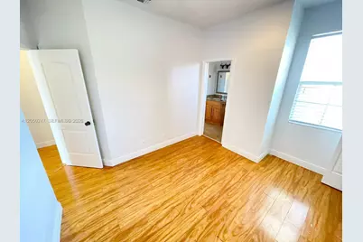 2307 Washington St #4, Hollywood, FL 33020 - Photo 16