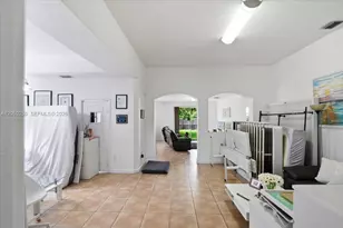 14623 SW 11th St, Miami, FL 33184 - Photo 8