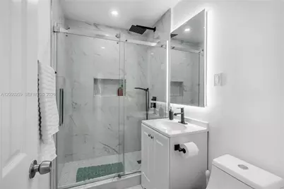 2424 NE 18th Ave, Wilton Manors, FL 33305 - Photo 22