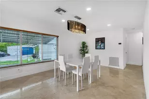 2424 NE 18th Ave, Wilton Manors, FL 33305 - Photo 10