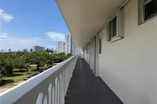 2851 Leonard Dr, Aventura, FL 33160 - Photo 10