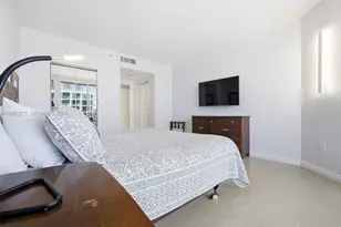 17375 Collins Ave, Sunny Isles Beach, FL 33160 - Photo 26