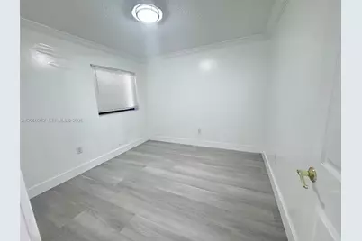 2740 W 62nd St #205, Hialeah, FL 33016 - Photo 14
