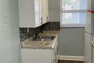 2137 Hayes St, Hollywood, FL 33020 - Photo 2