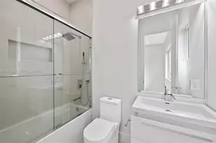 1615 NE 3rd Ct, Fort Lauderdale, FL 33301 - Photo 18