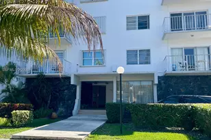 3944 NE 167th St, North Miami Beach, FL 33160 - Photo 8