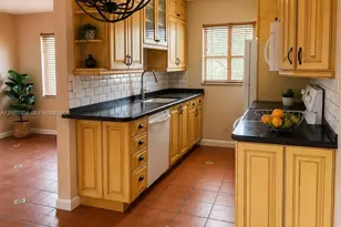 1733 Mayo St, Hollywood, FL 33020 - Photo 2