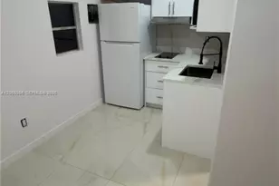 1150 SW 9th Ave, Deerfield Beach, FL 33441 - Photo 2