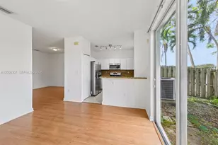 8188 NW 108th Pl, Doral, FL 33178 - Photo 12