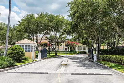 5060 Fairways Cir #F101, Vero Beach, FL 32967 - Photo 22